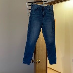 American Eagle NE(X)T LEVEL STRETCH Super High Rise Jegging Size 16